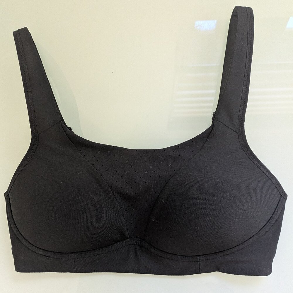 Lululemon Sports Bra – Black – Size 32C – Used Good Condition
